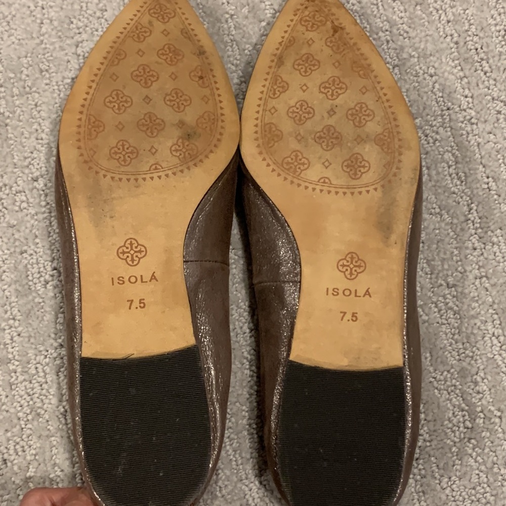 Size 7.5 Sparkly Champagne Color Pointed Flats Fr… - image 2